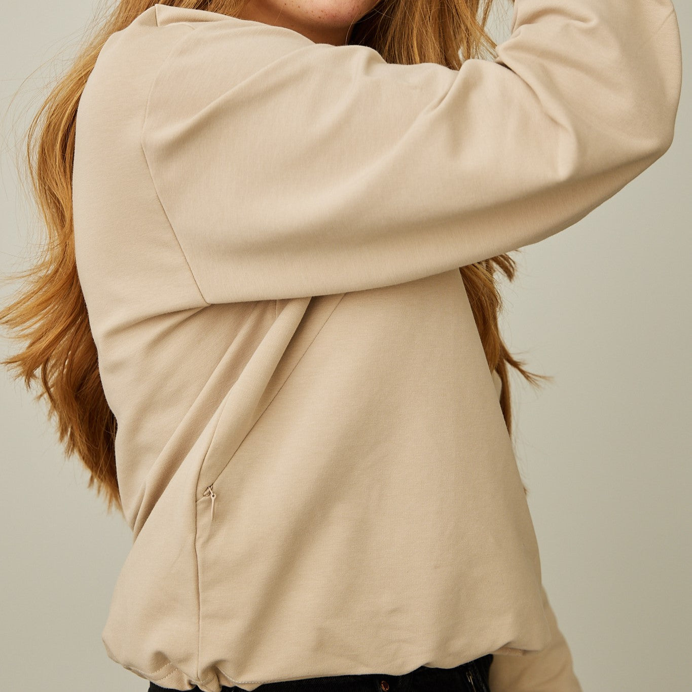 Snowdrop Still-Sweater Limited Edition